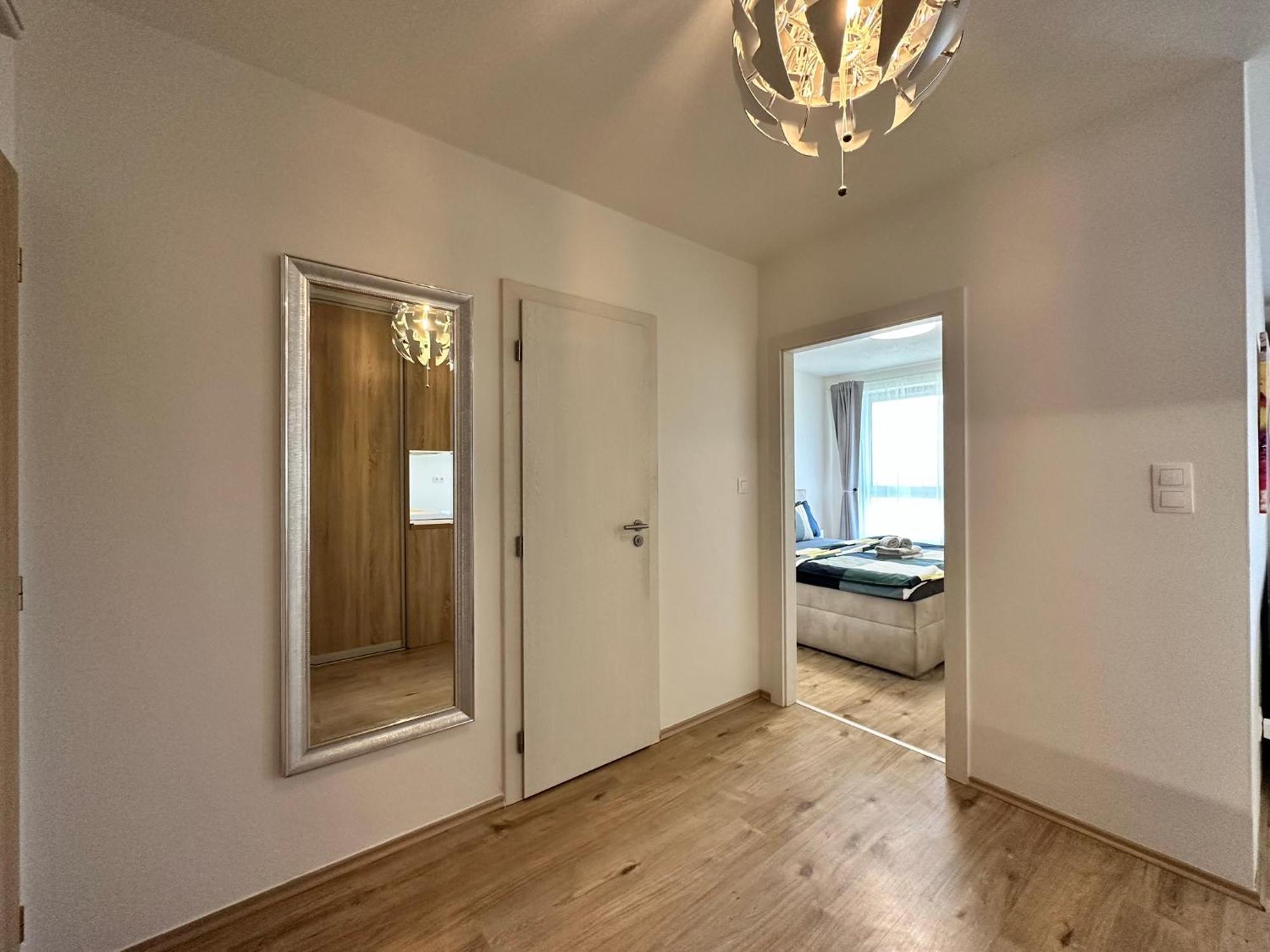 Novozariadeny Apartman Pri Starom Moste Bratislava Dış mekan fotoğraf